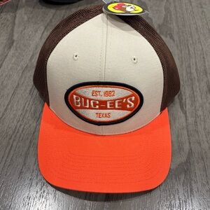 * NWT BUC-EE’S trucker mesh SnapBack hat with embroidered logo